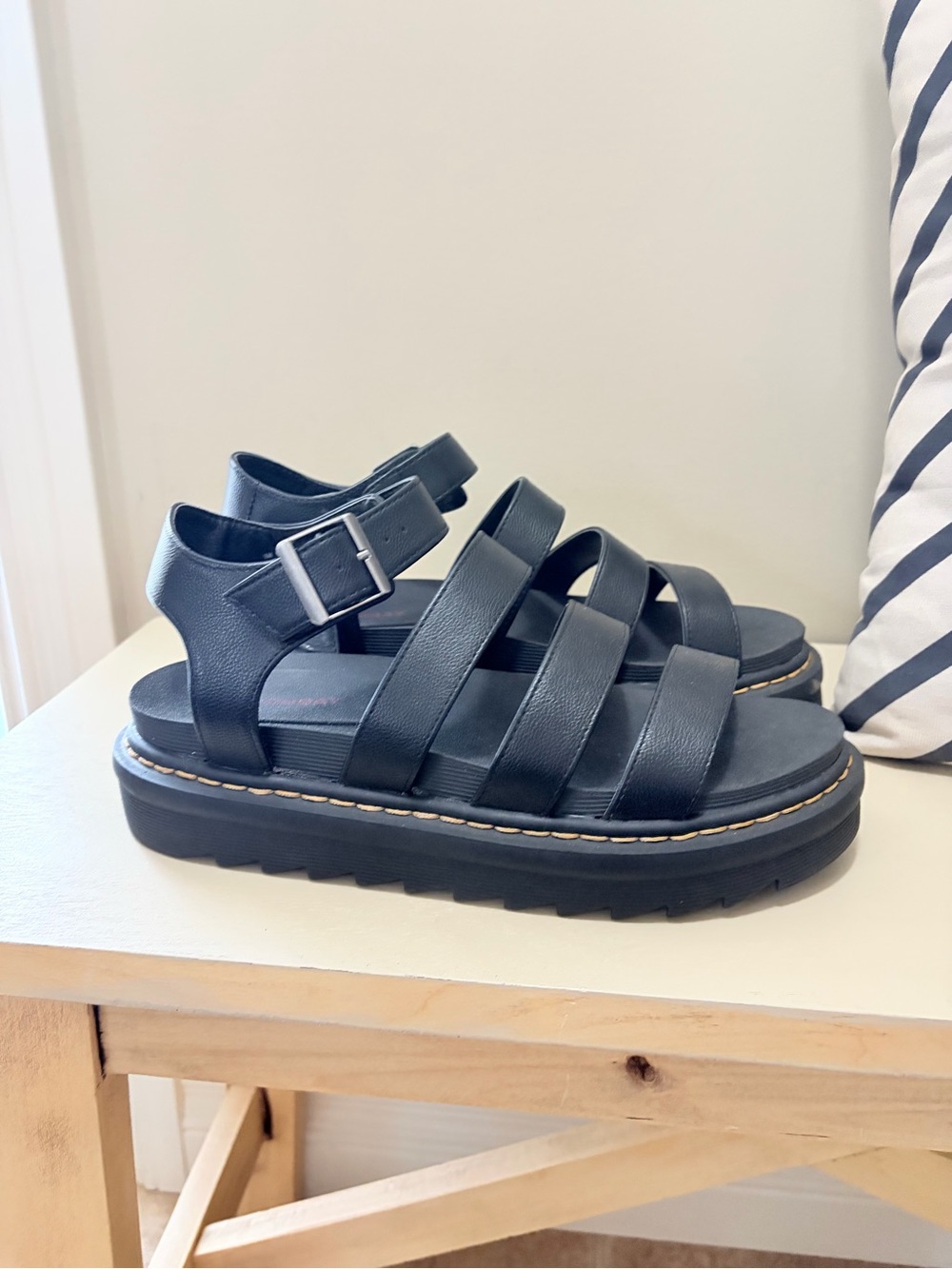 UNIONBAY Black Strappy Platform Sandals